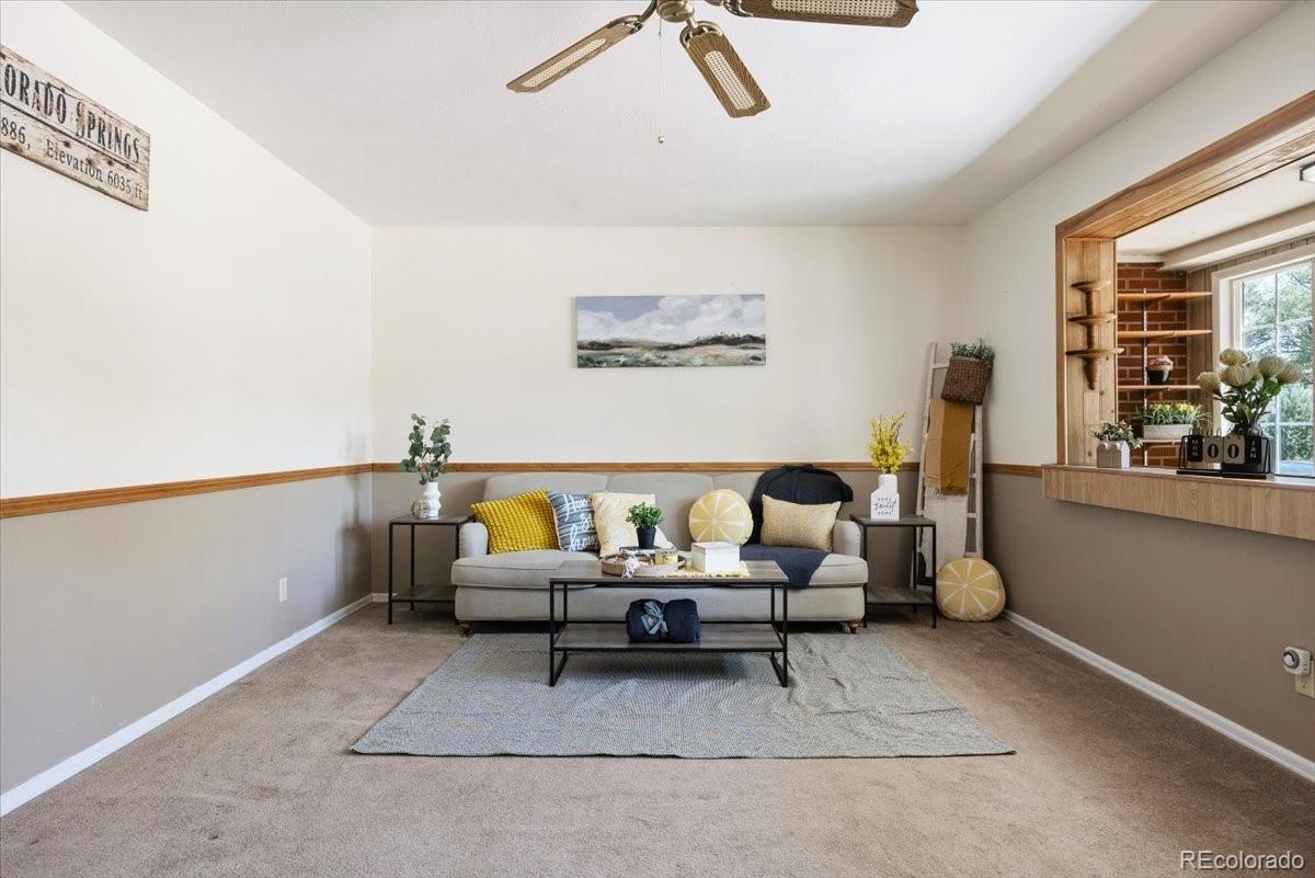 425 Columbine Street