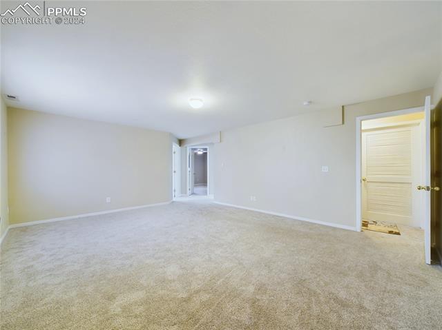 2048 Summerset Drive