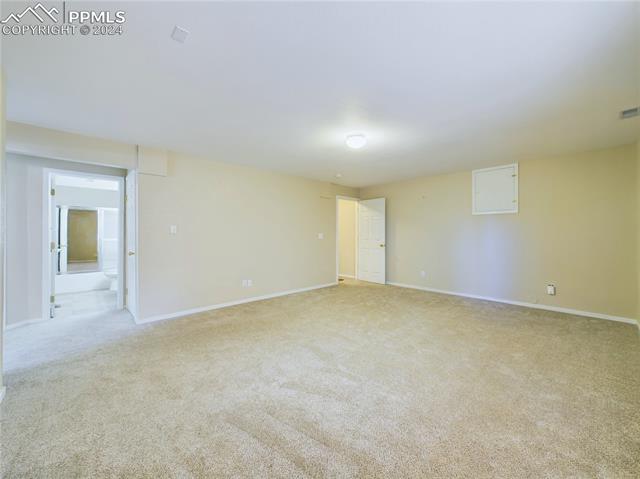 2048 Summerset Drive