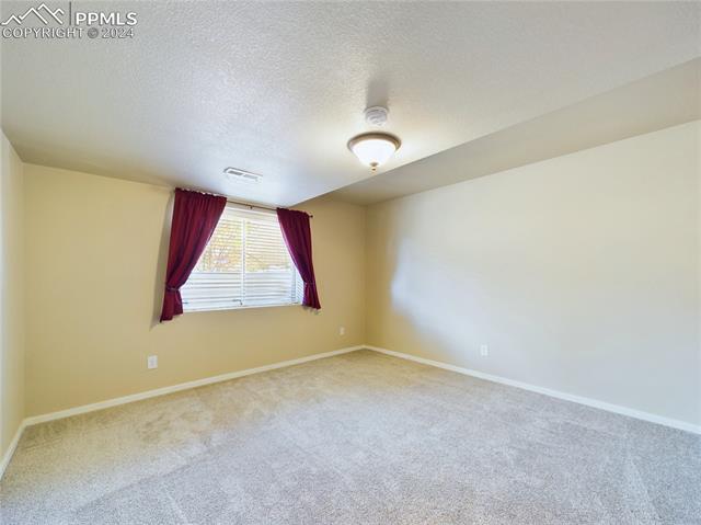 2048 Summerset Drive