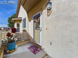 2048 Summerset Drive