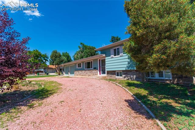 1939 Cadillac Avenue