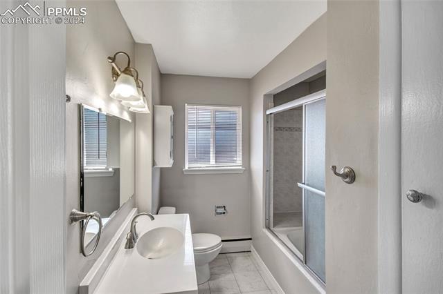 1939 Cadillac Avenue