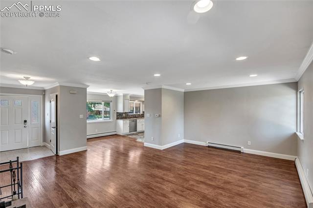 1939 Cadillac Avenue