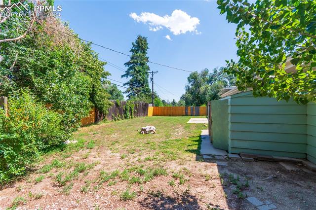 1939 Cadillac Avenue