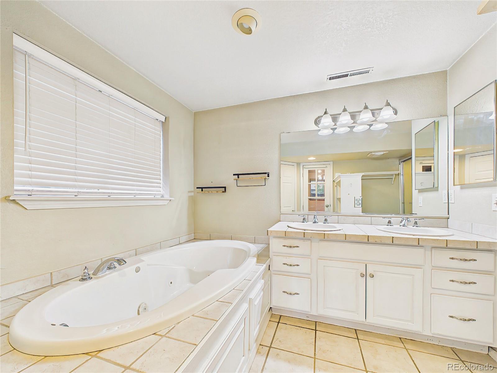 8252 Brigantine Drive