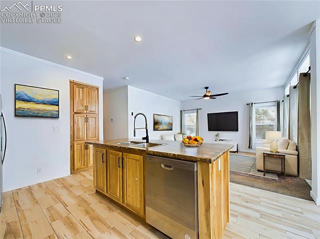 128 E Byrd Drive