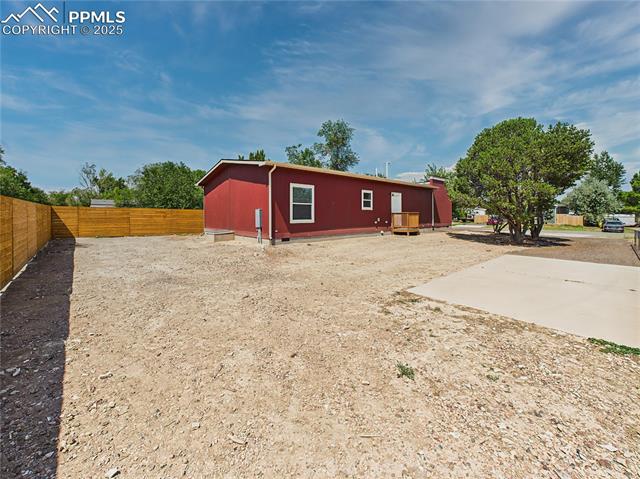 128 E Byrd Drive