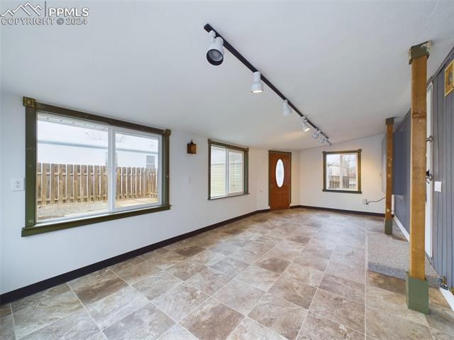 83 E Rolling Hills Drive