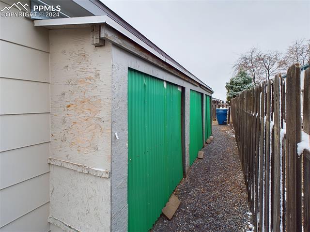 83 E Rolling Hills Drive