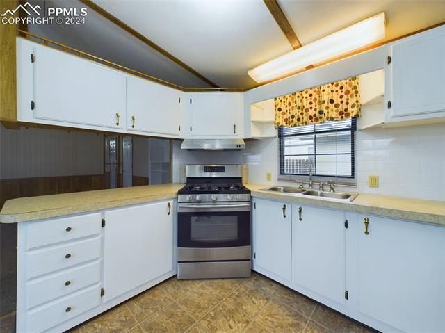 83 E Rolling Hills Drive