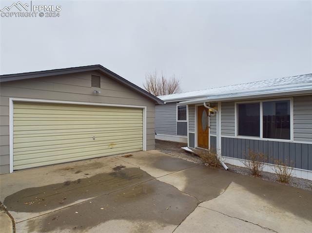 83 E Rolling Hills Drive