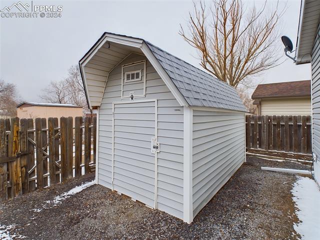 83 E Rolling Hills Drive