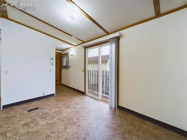 83 E Rolling Hills Drive