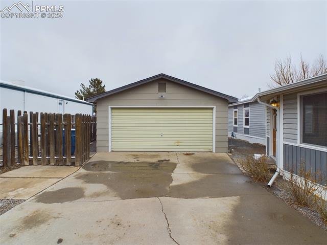 83 E Rolling Hills Drive