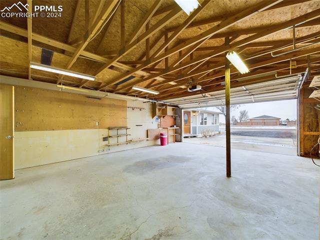 83 E Rolling Hills Drive