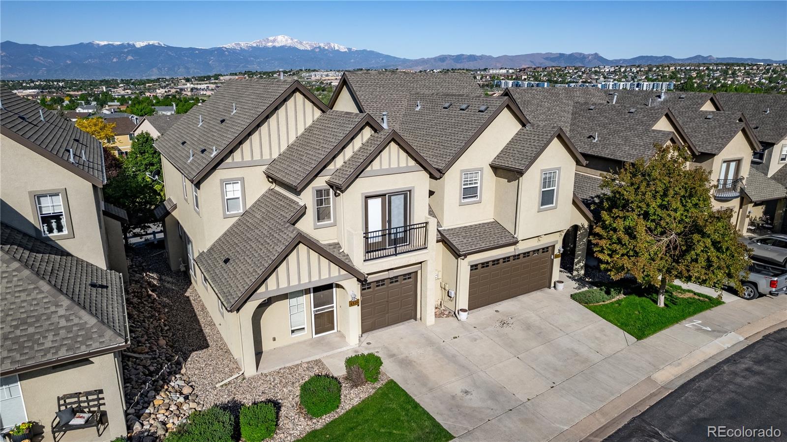 4332 Alder Springs View
