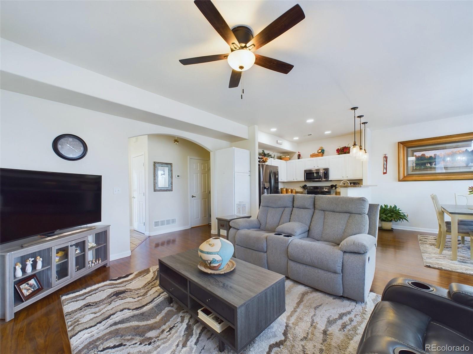 4332 Alder Springs View