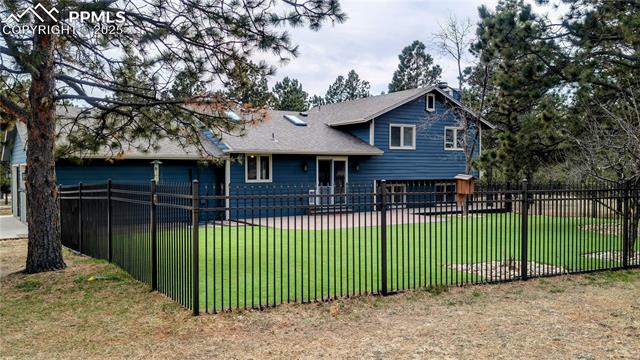 9755 Bennison Terrace