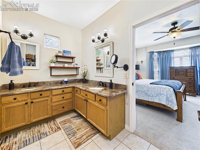 6439 Range Overlook Heights