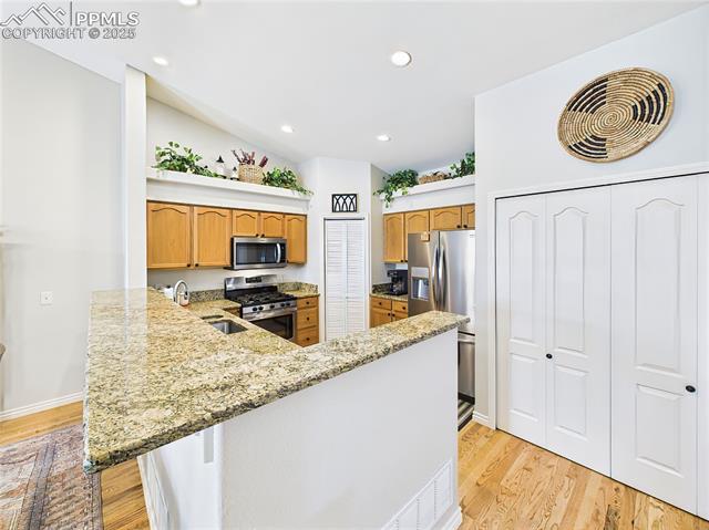 6439 Range Overlook Heights