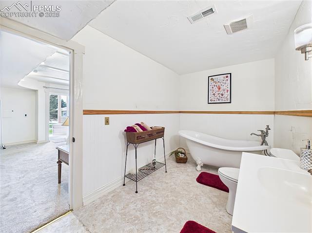 6439 Range Overlook Heights