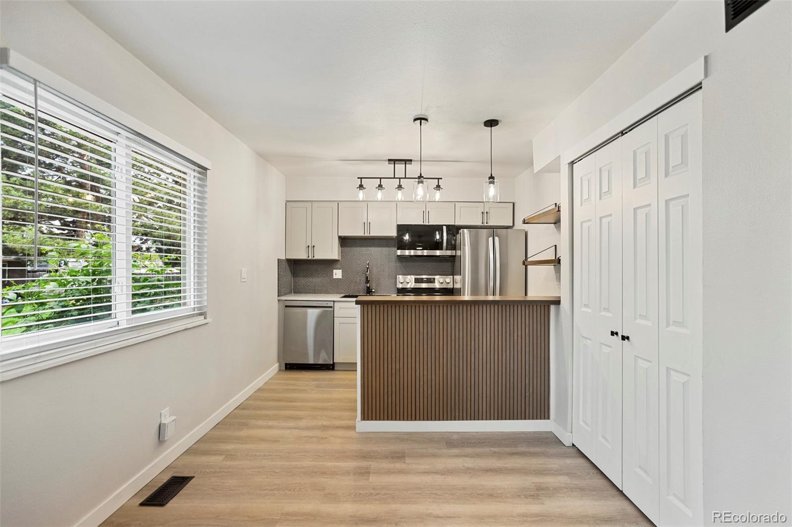 3354 S Flower Street Unit: 12