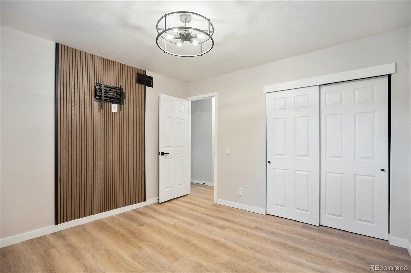 3354 S Flower Street Unit: 12