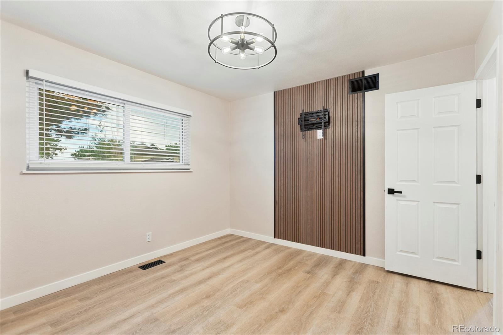 3354 S Flower Street Unit: 12