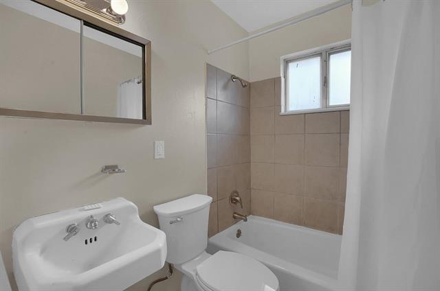 2810 Institute Street