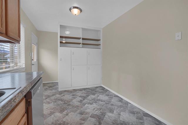 2810 Institute Street