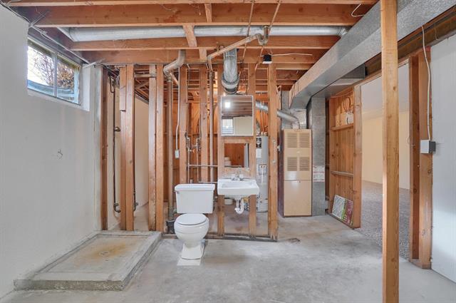 2810 Institute Street