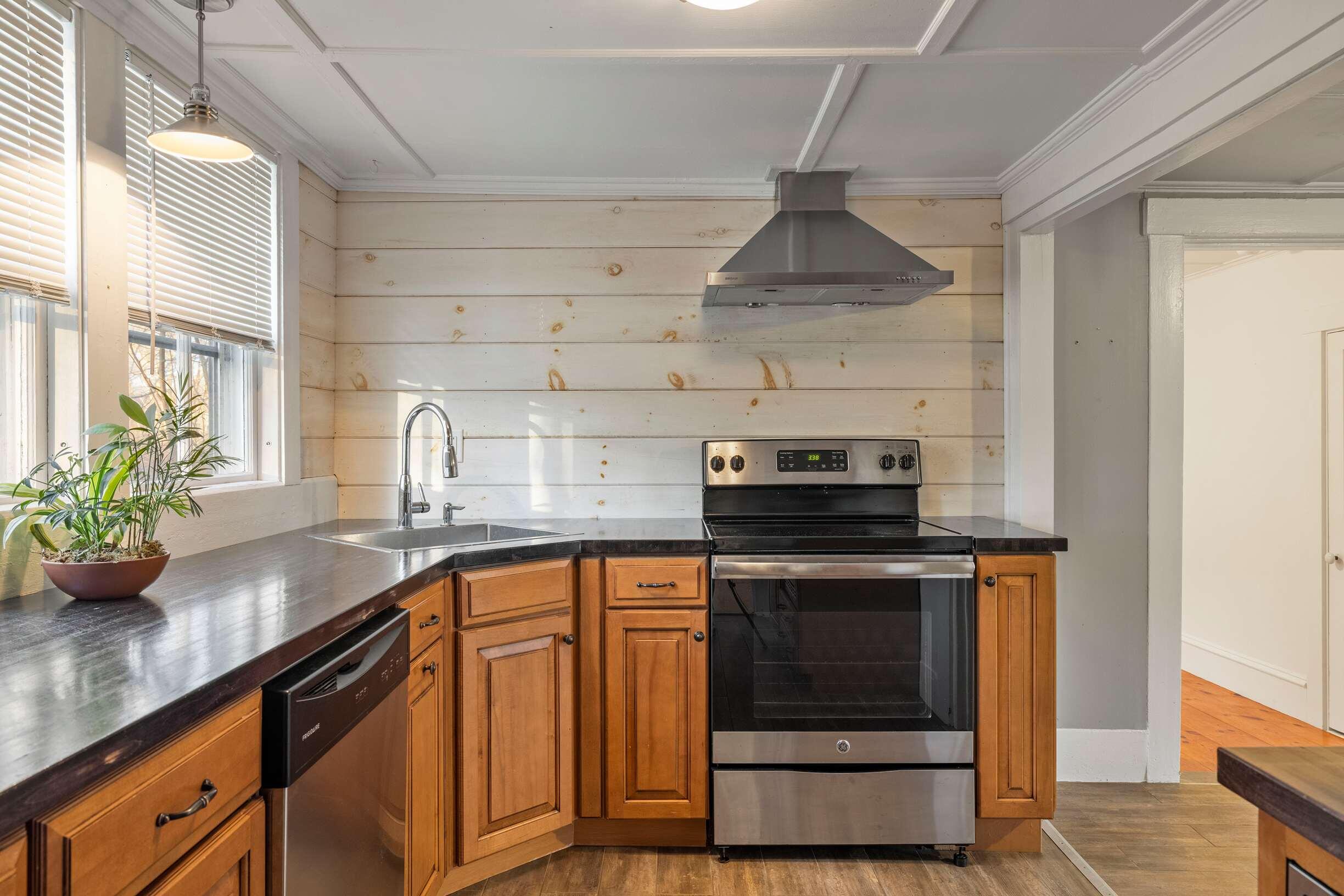 37 Lower Main Street