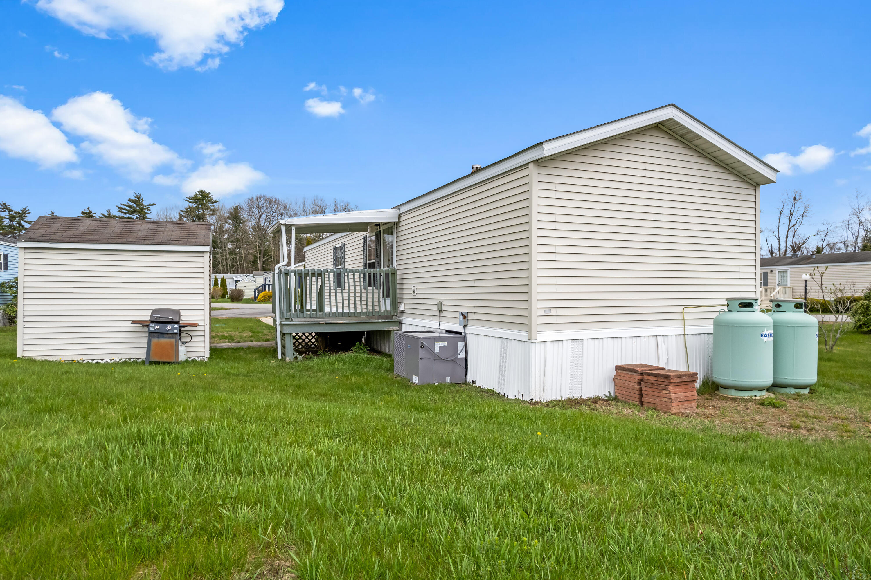 23 Sunrise Hill
