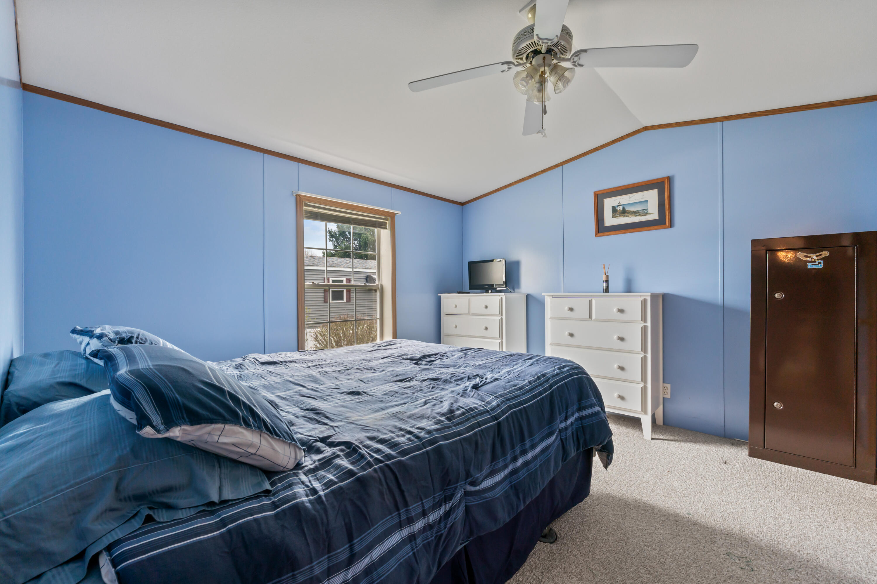 23 Sunrise Hill