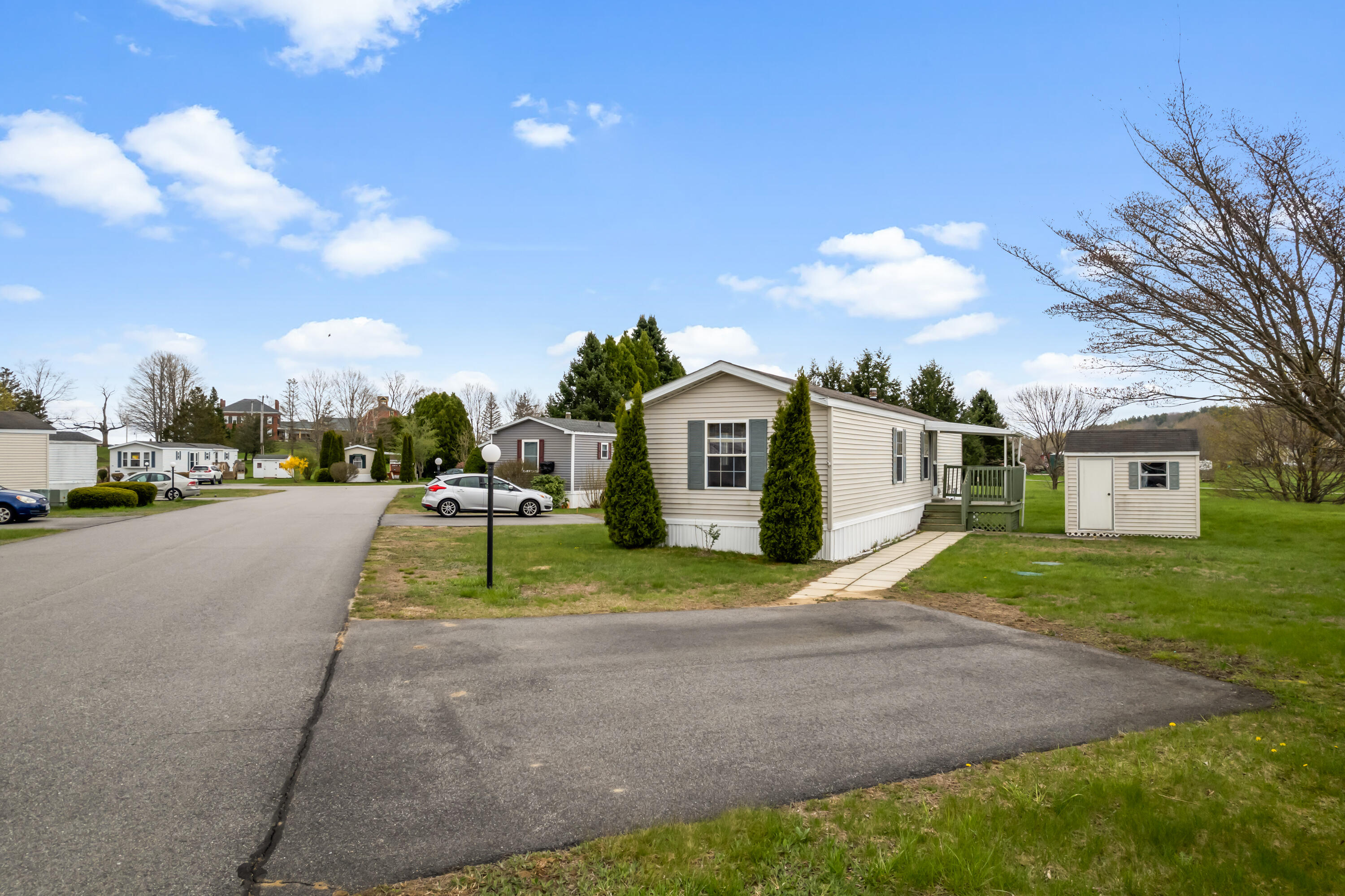 23 Sunrise Hill