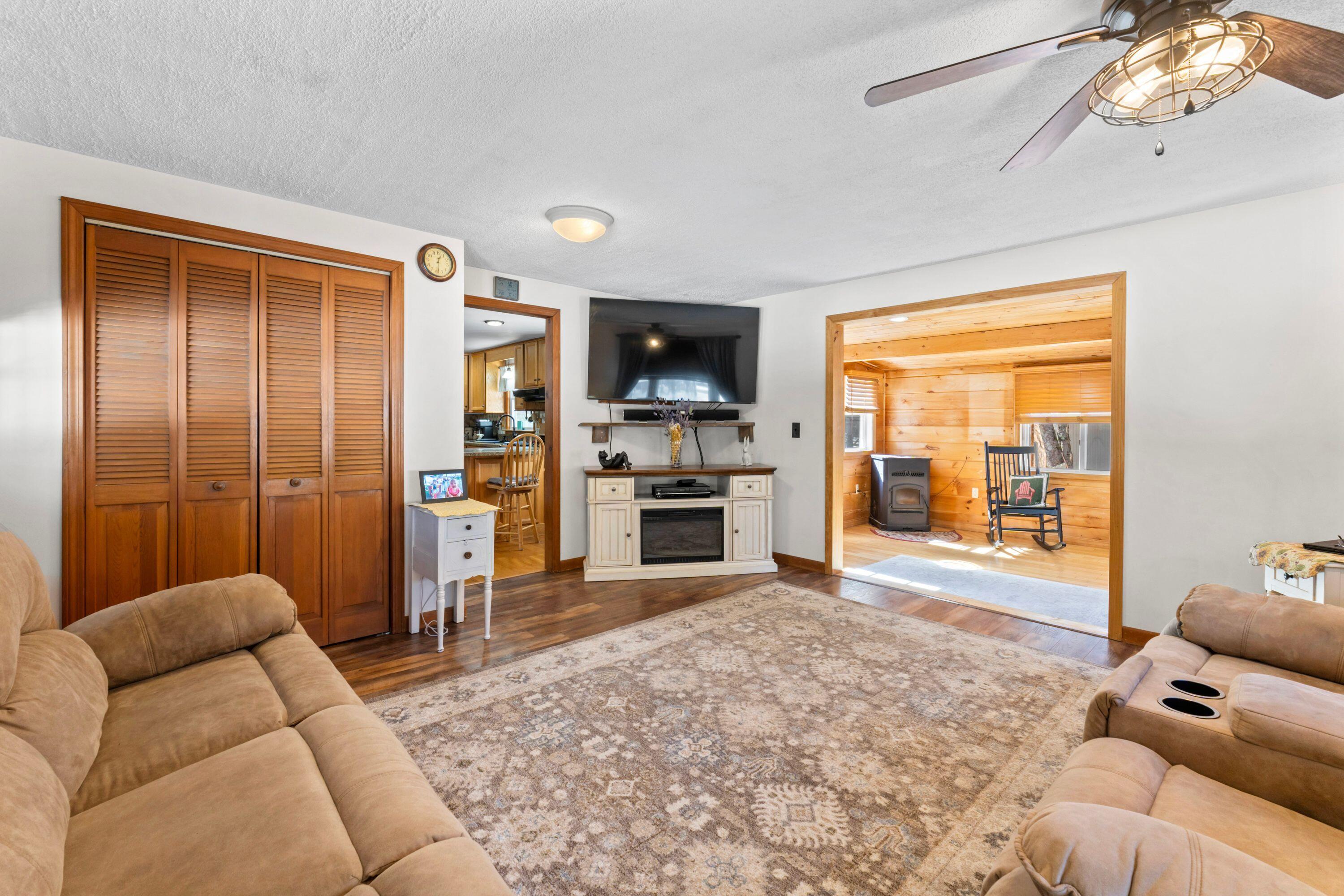 3 Carolyn Drive