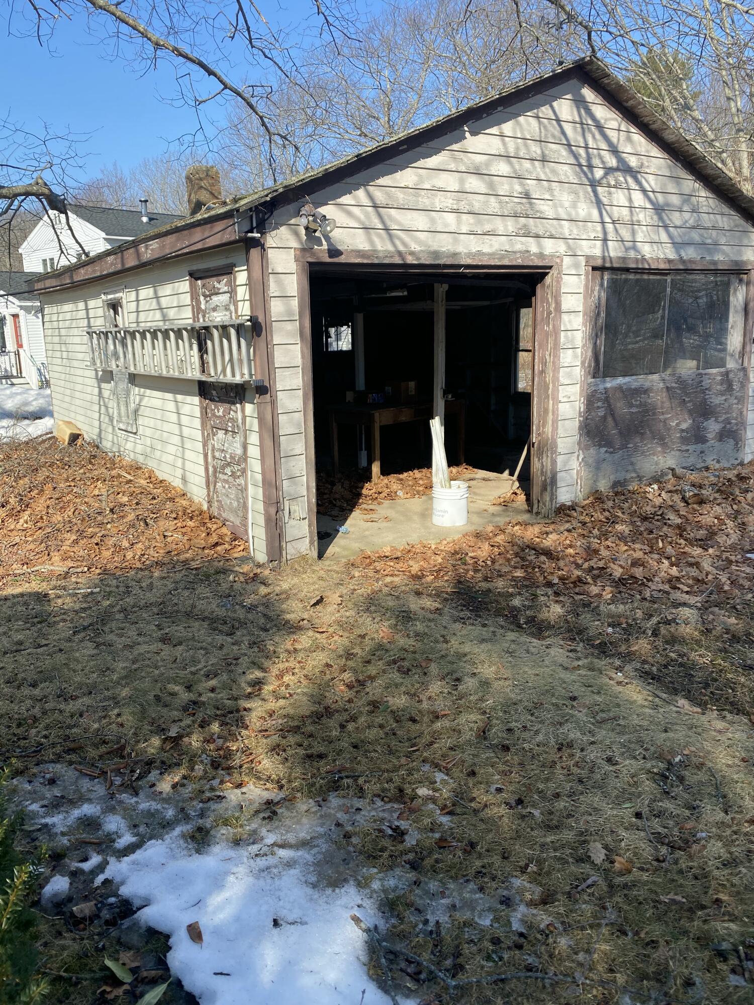 321 Old County Road