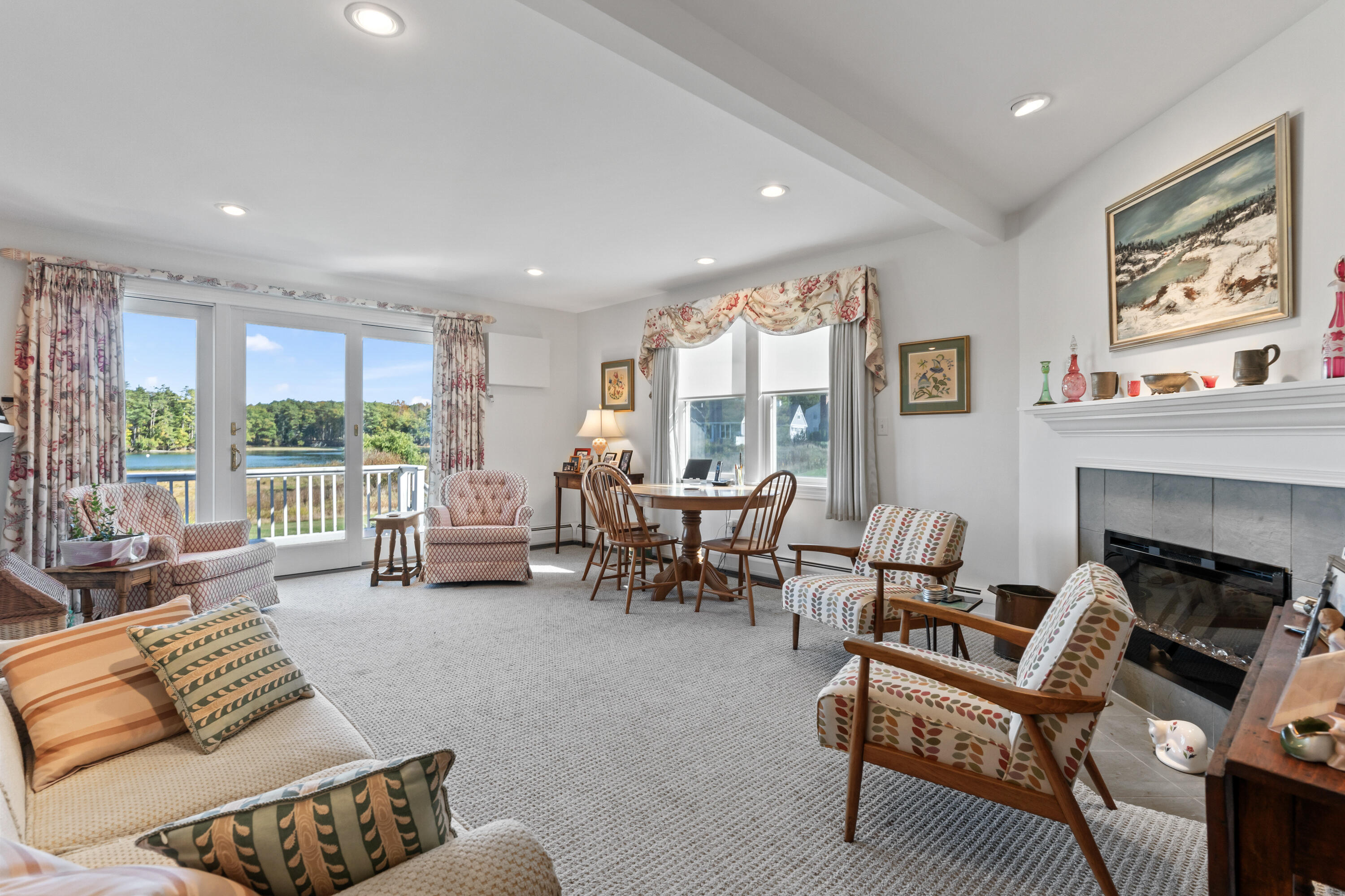 28 Riverwood Drive