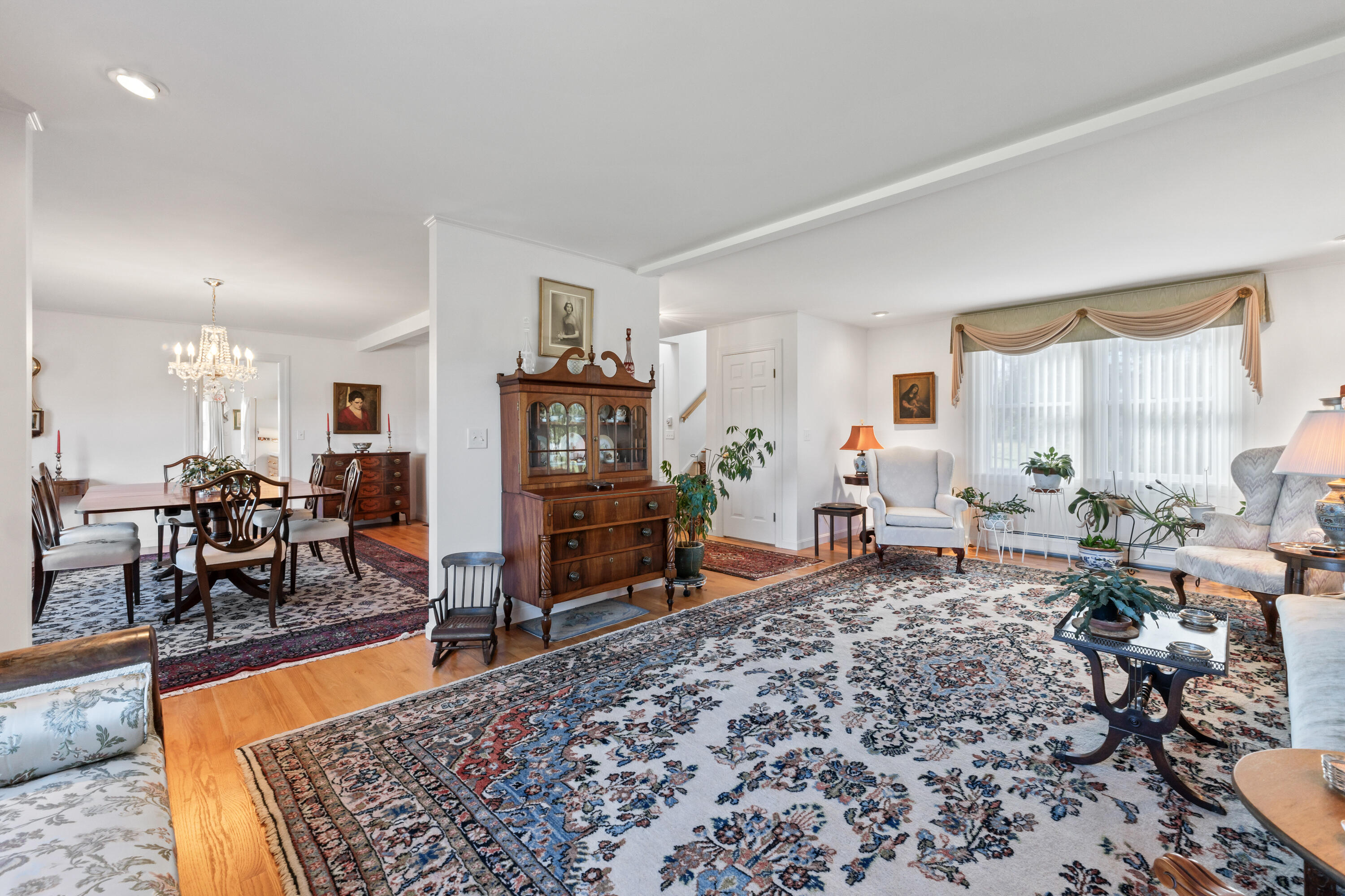 28 Riverwood Drive
