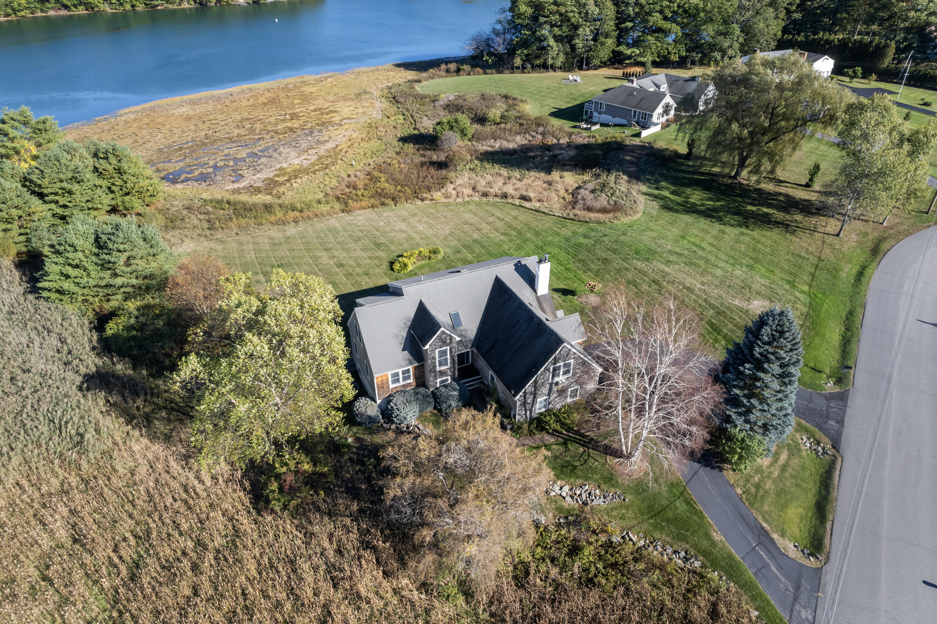 28 Riverwood Drive