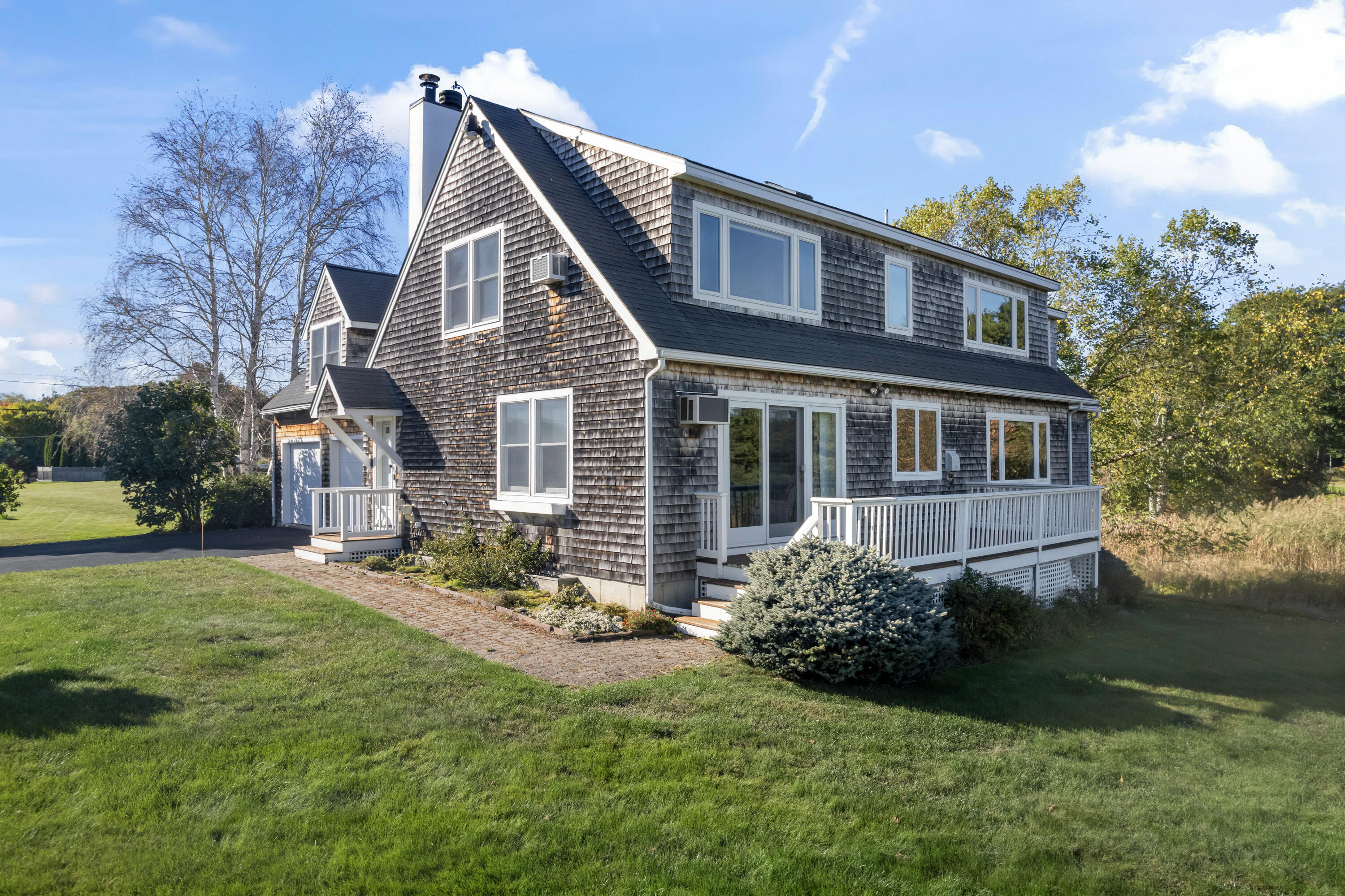 28 Riverwood Drive