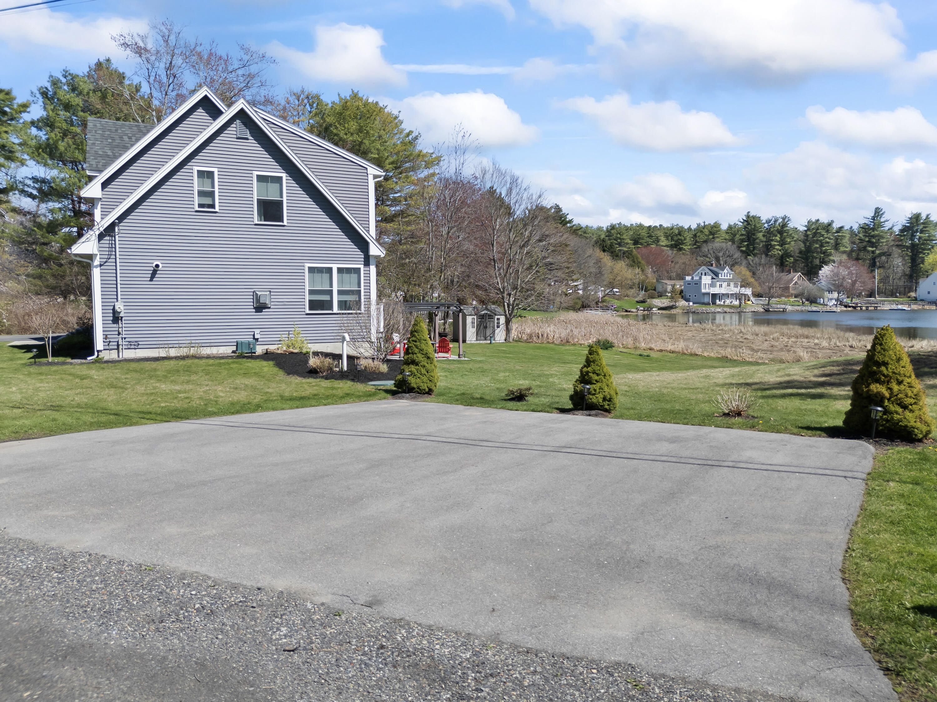 25 Rogers Point Drive