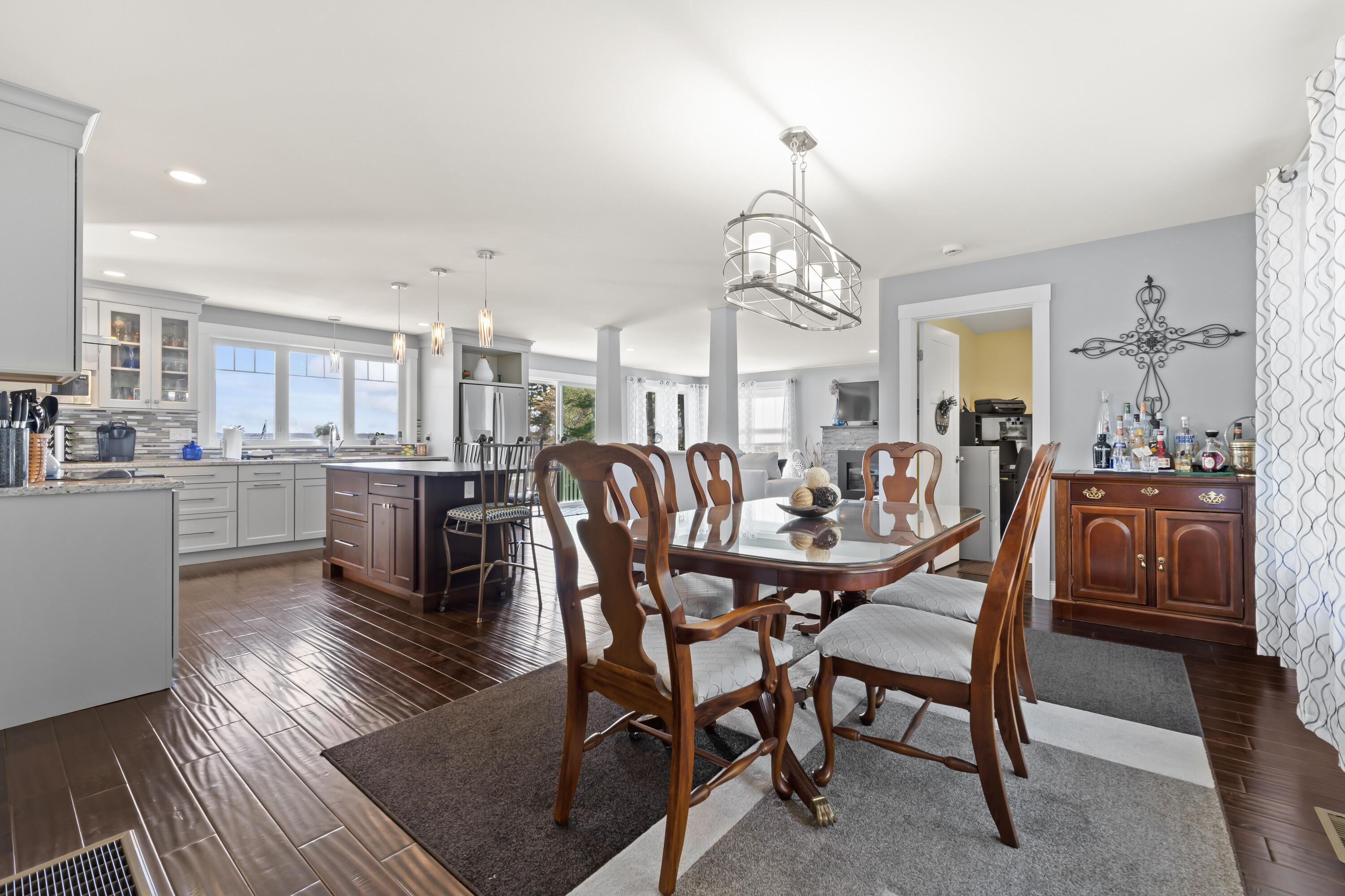25 Rogers Point Drive