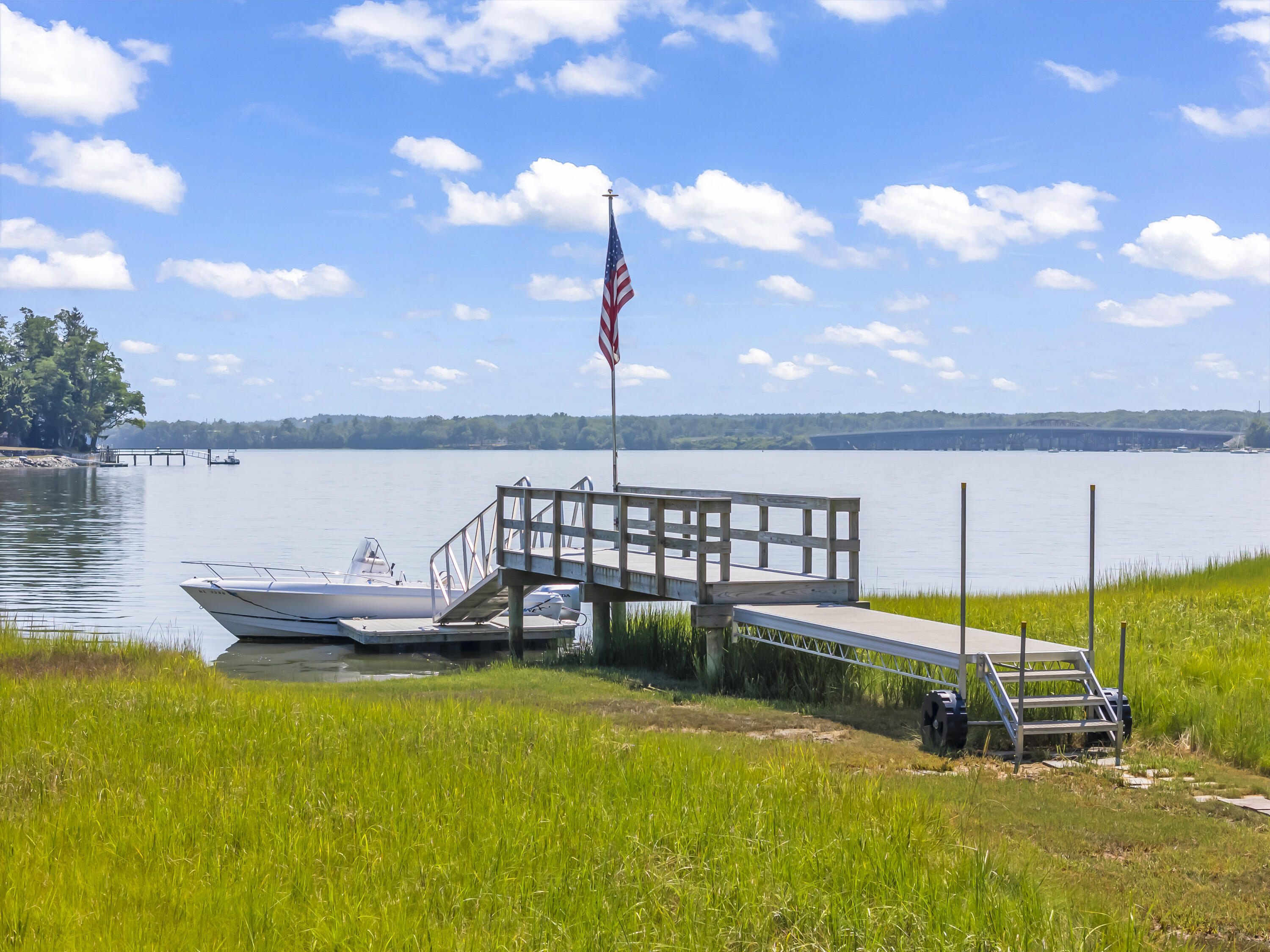 25 Rogers Point Drive