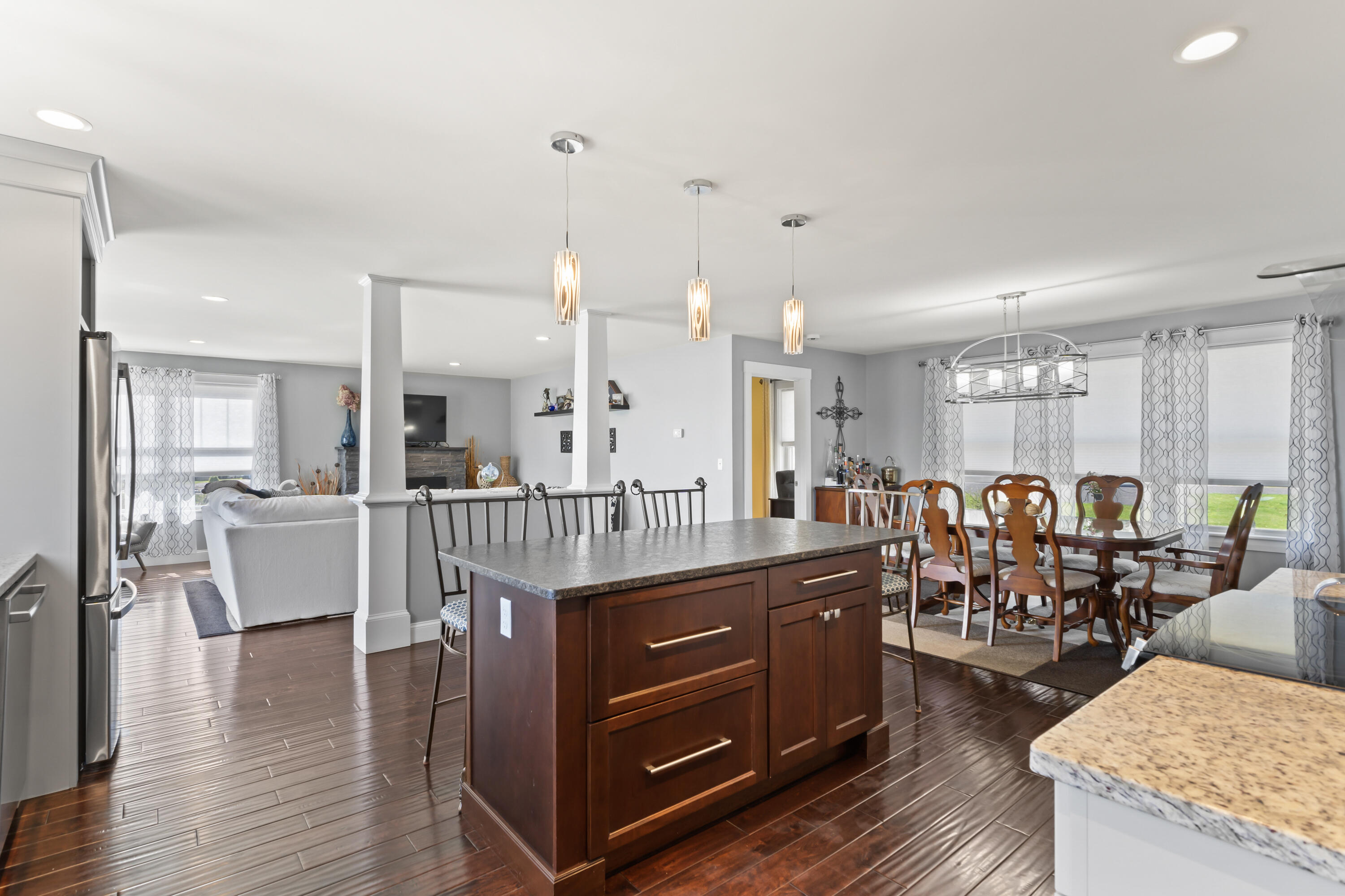 25 Rogers Point Drive