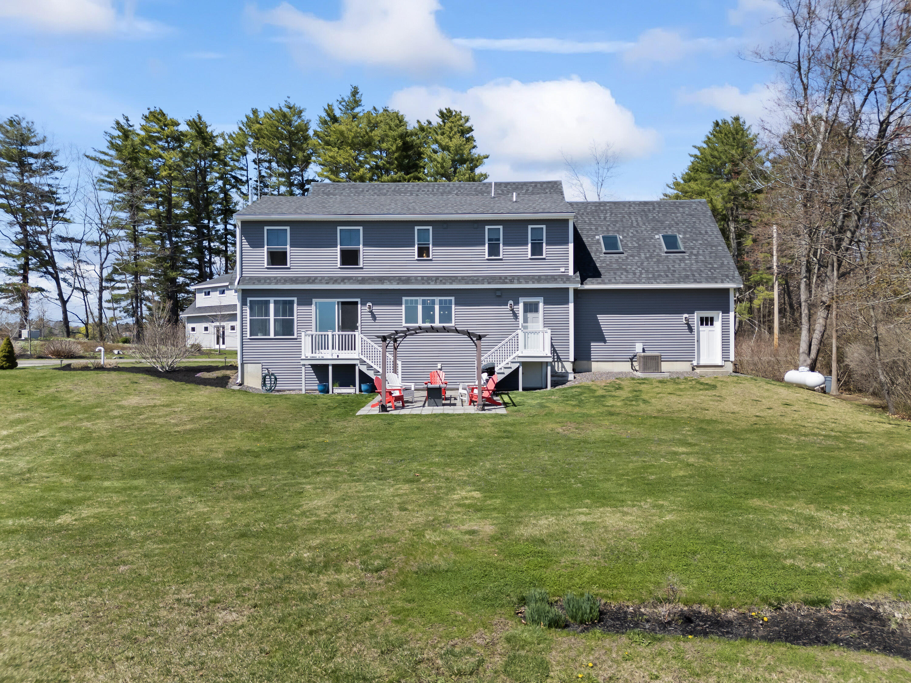 25 Rogers Point Drive