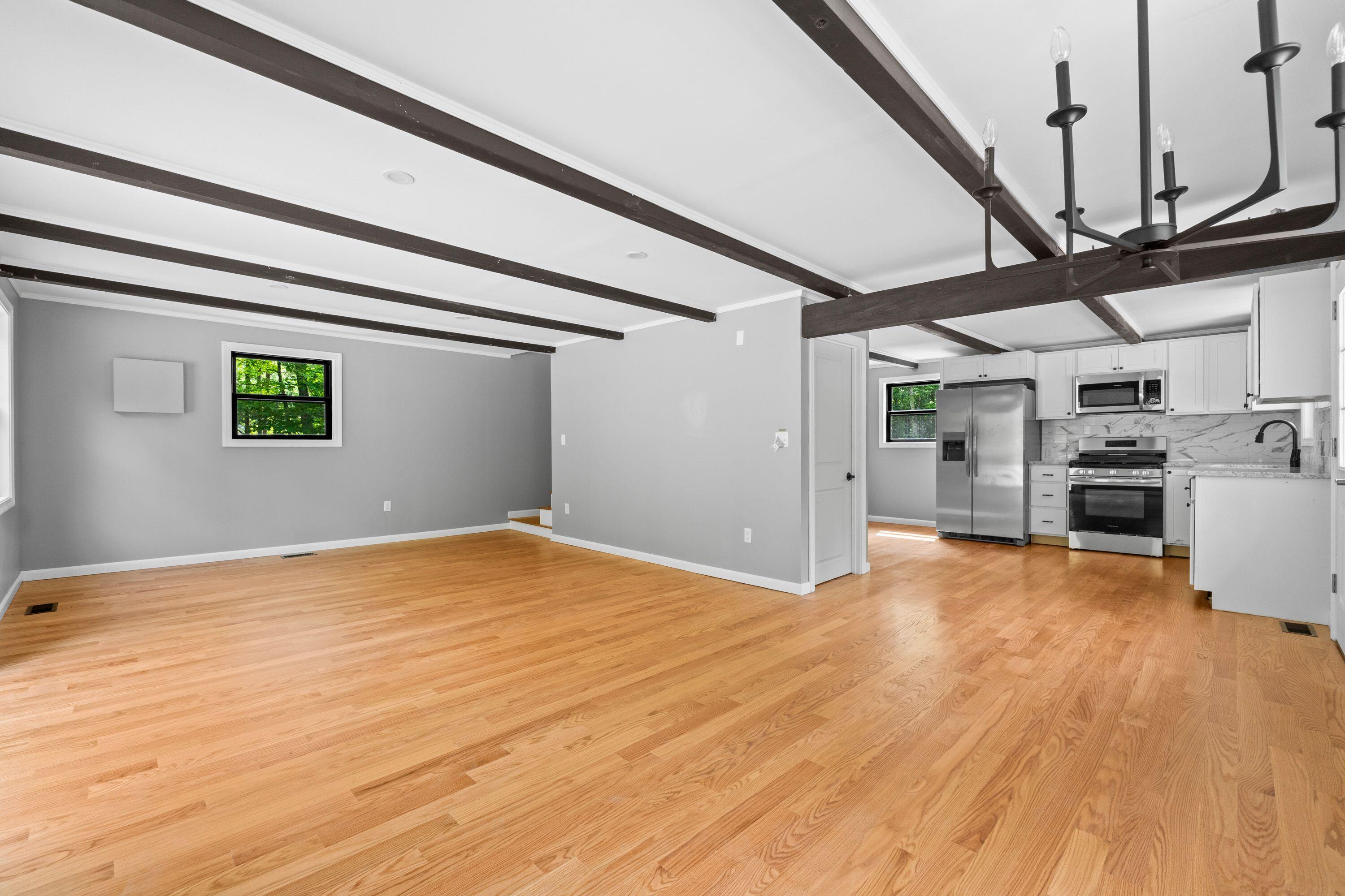460 Jim Grant Road