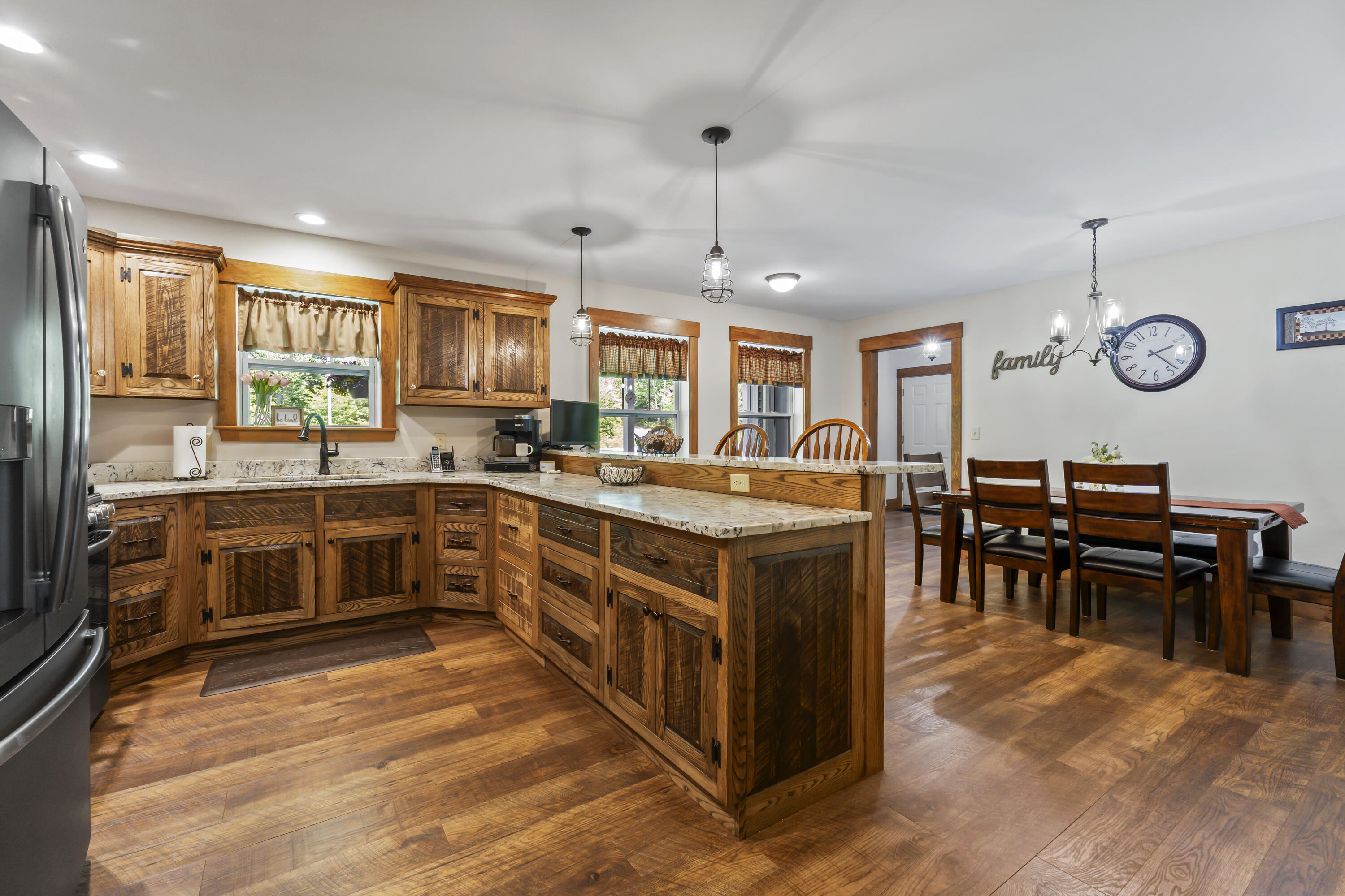 25 Sawyer Road