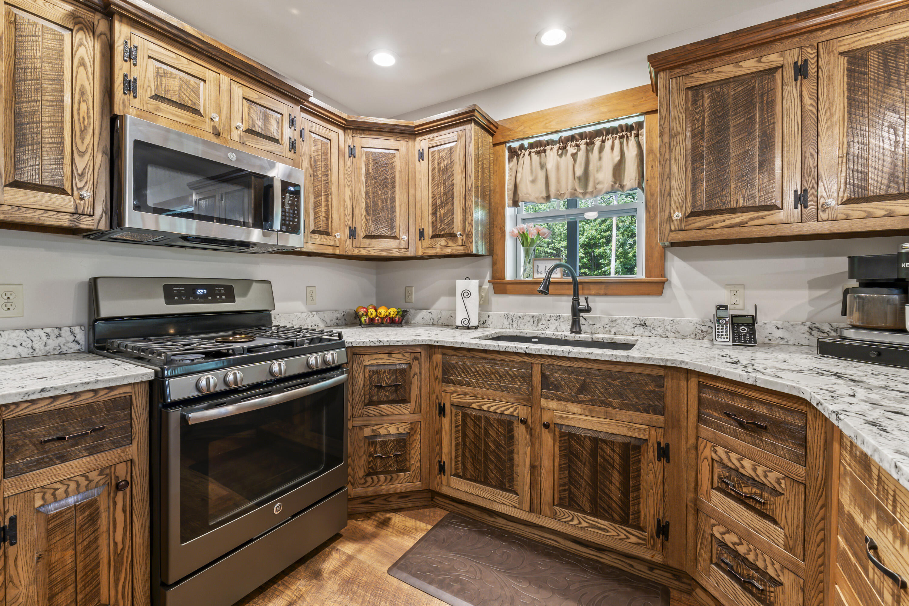 25 Sawyer Road